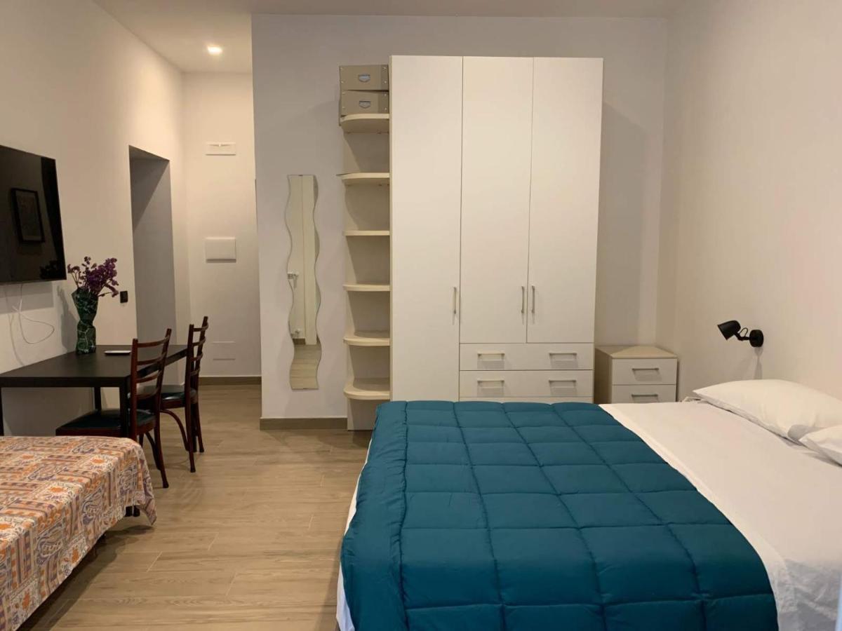 Hotel Fondacolivella Napoli Esterno foto